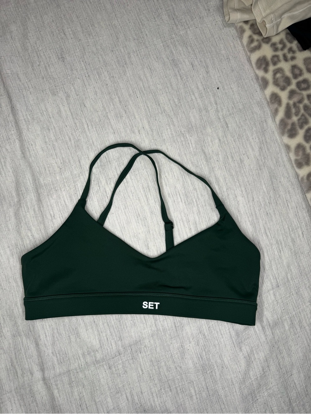 SET Active Sportbody Strappy Minimal Sports Bra | Small